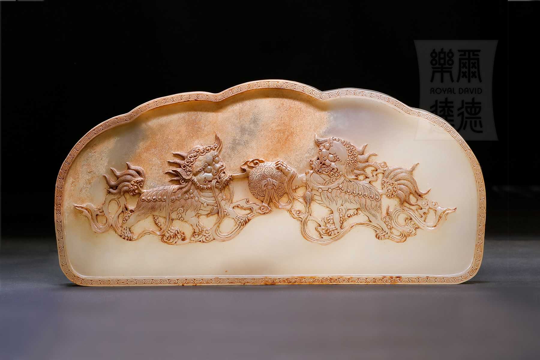 Qing-001白玉塊-“雙麒麟戲珠”（和田玉）｜樂爾達德藝術品有限公司