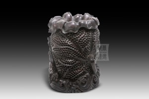 W-001 沉香木浮雕八仙人物筆筒