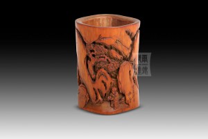 BH-017 竹雕四方筆筒 -  “老人松下彈琴”