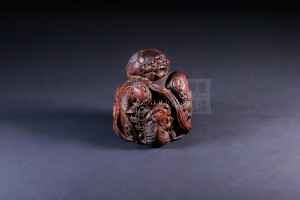 BO005 竹雕 - 三螭虎